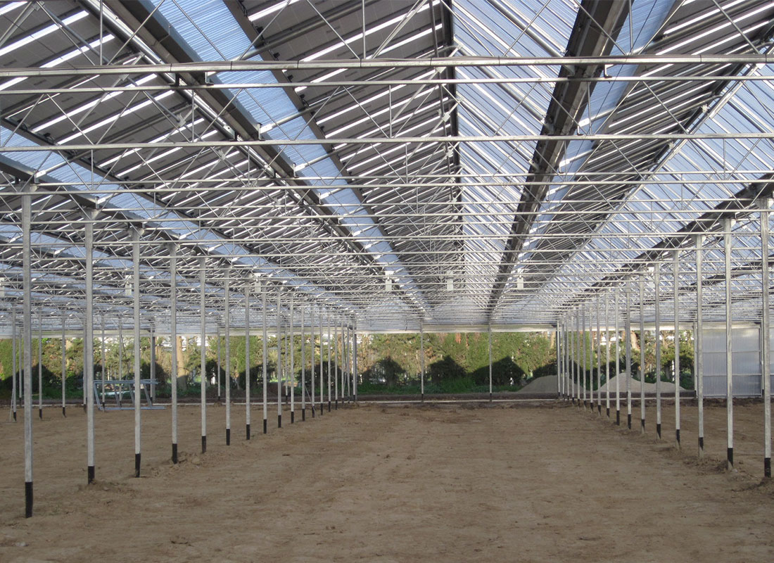 greenhouse-photovoltaic-roof-below